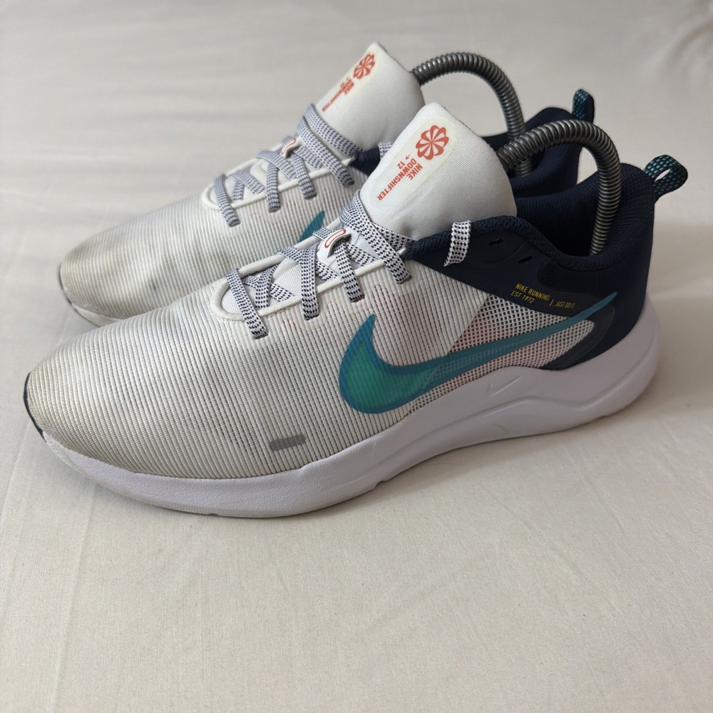 Nike Downshifter 12 White Jade Womens Size 9 Running Shoes Sneakers DD9294-103